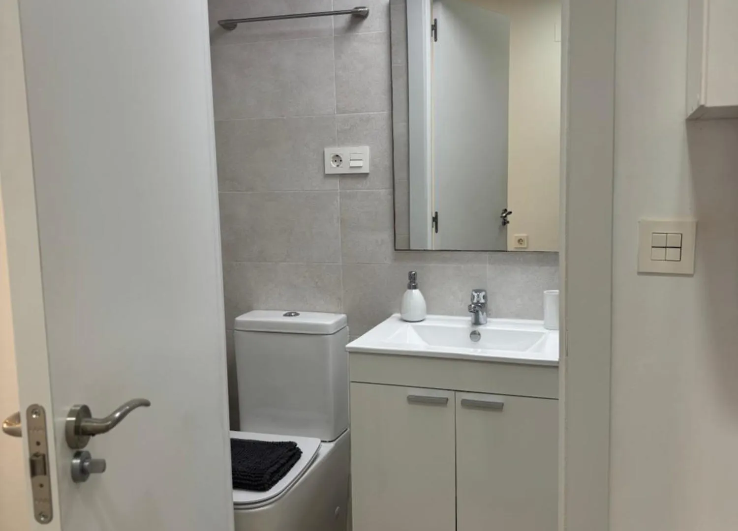 Apartamento 5 A 10 Min De La Estacion De Bus Y Tren Maria Zambrano Malaga Apartment
