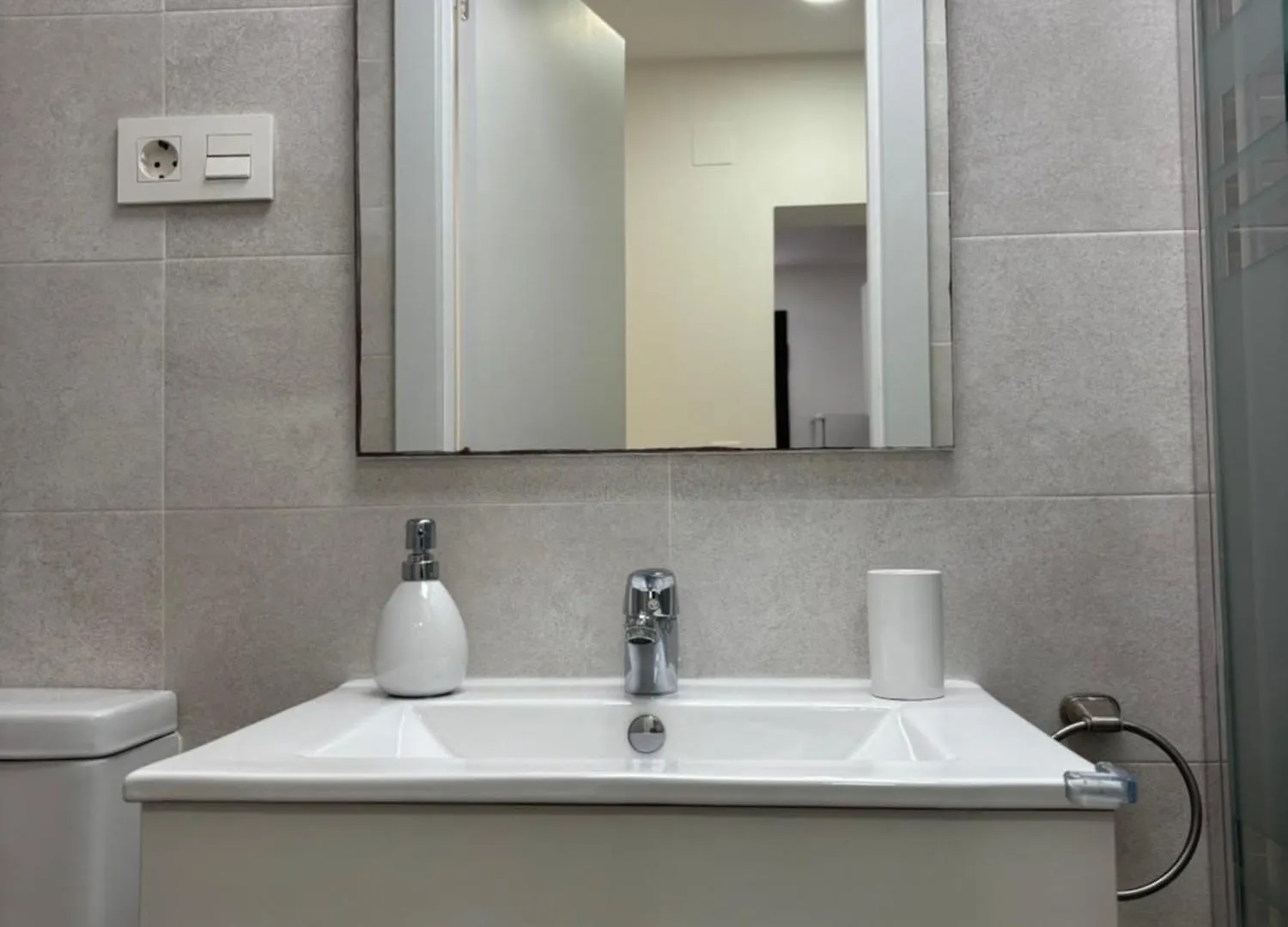 Apartamento 5 A 10 Min De La Estacion De Bus Y Tren Maria Zambrano Malaga 0*,